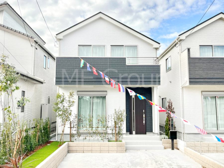 ���n�O�ώʐ^�@���X�����I�����Ղ�̗z���ƊJ�����ɕ�܂�閾�邢�Z�܂��B 