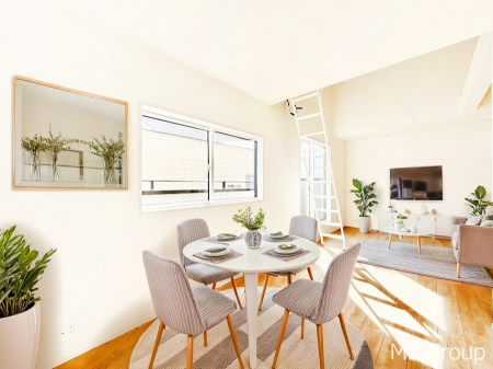 ���r���O�@�傫�ȑ����炽���Ղ�̗z���ƕ����������郊�r���O�@���Ƌ��CG�ł�