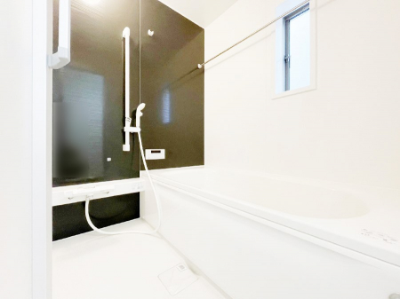 �����@����̔�������Ă���閾�邢�������̂���o�X���[��