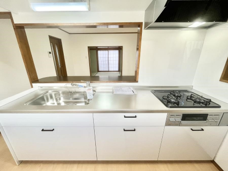 �L�b�`���@�������������I�ɁA�y�����I�V�X�e���L�b�`��  