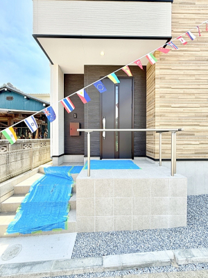 ���ց@���֑O�͉J���~���Ă��G��ɂ��������t��  