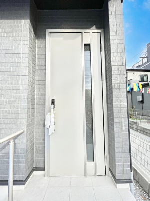 ���ց@���֑O�͉J���~���Ă��G��ɂ��������t��