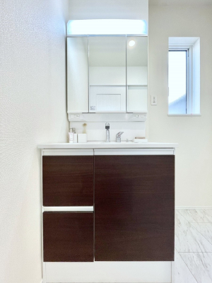 ���ʑ�E���ʏ��@�傫�����₷���O�ʋ��Ő�����������ʑ�́A�g�����Ȃ݃`�F�b�N�┧�̂������ɂ������߂ł��B 