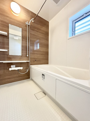 �����@����̔�����₷��؂ȃo�X�^�C���B�������Ƃ����C���y����Ŕ����Ƃ肽���ł��ˁI  