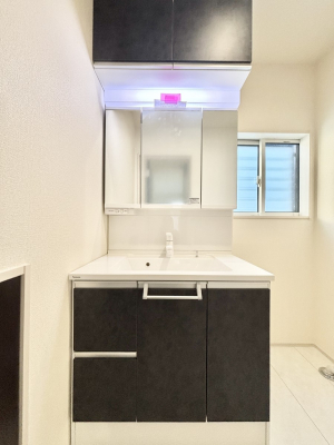 ���ʑ�E���ʏ��@�傫�����₷���O�ʋ��Ő�����������ʑ�́A�g�����Ȃ݃`�F�b�N�┧�̂������ɂ������߂ł��B 