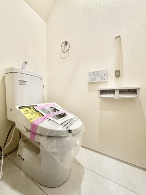 �g�C���@�g�C����1�K��2�K���ꂼ��ɔz�u����Ă��ĂƂĂ��֗��ł��B 