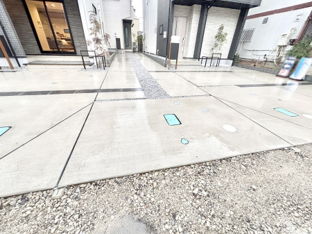 �@�����Ɍ������Ȃ����ԃX�y�[�X�B