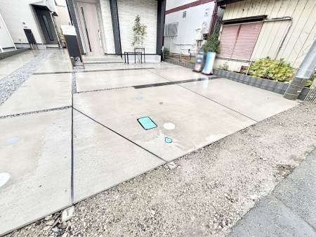 �@�����Ɍ������Ȃ����ԃX�y�[�X�B