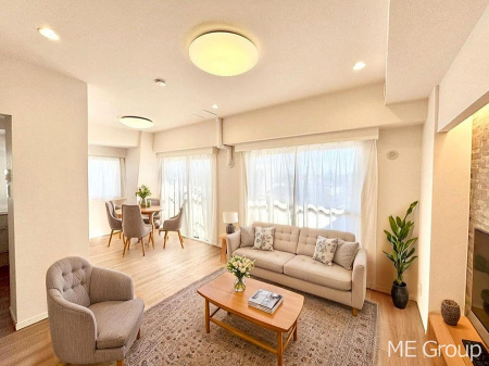 ���r���O�@�������������͋C�̂k�c�j�͉Ƒ��݂�Ȃ̉��K���