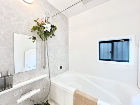 �����@����̔�����₷��؂ȃo�X�^�C���B�������Ƃ����C���y����Ŕ����Ƃ肽���ł��ˁI  