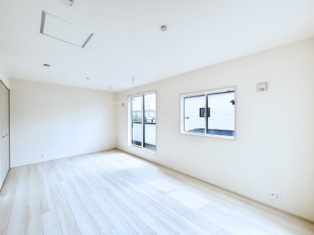 ���̑����ρ@���邢�o���R�j�[�T�C�h�ɗm����ݒu�B�ڊo�߂̗ǂ��Q���ɁB 