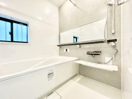 �����@����̔�����₷��؂ȃo�X�^�C���B�������Ƃ����C���y����Ŕ����Ƃ肽���ł��ˁI  