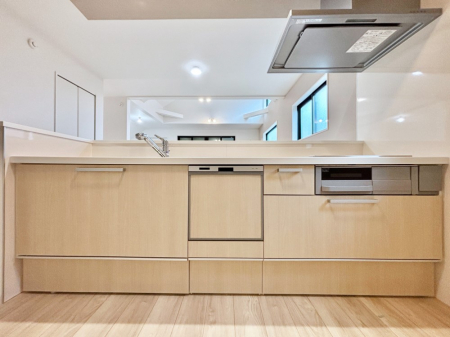 �L�b�`���@���r���O�����n����l�C�̃J�E���^�[�L�b�`���B �Ƒ��������Ȃ���Ǝ������邱�Ƃ��ł��܂��B