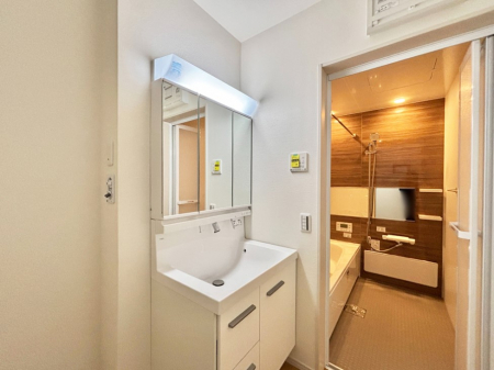 ���̑��@�������̂�����K��Ԃł��B�����̐g�x�x���C�����ǂ����g�������܂��B 