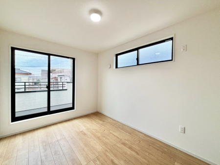 ���̑����ρ@���邢�o���R�j�[�T�C�h�ɗm����ݒu�B�ڊo�߂̗ǂ��Q���ɁB 