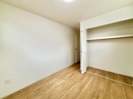 �q�������@�q�������ɂ��������߂Ȏ��[�X�y�[�X�����Ղ�̋���