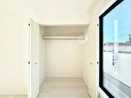 ���[�@�����Ղ�̎��[�X�y�[�X�ŉ��K�ɕ�点���� 