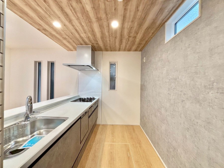 �L�b�`���@��Ƃ肠��L�b�`���ł͂��Ƒ��Ɗy�������������ł��܂��B