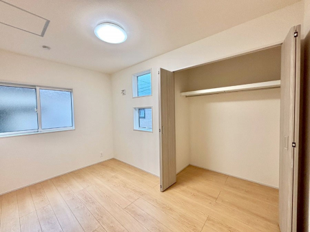 �q�������@�q�������ɂ��������߂Ȏ��[�X�y�[�X�����Ղ�̋���