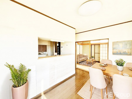 ���r���O�@�������������͋C�̂k�c�j�͉Ƒ��݂�Ȃ̉��K��ԁ��Ƌ��CG�ł�