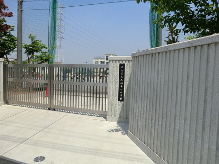 ���ӊ��@���w�Z 250m �����旧�Ԕ���ꏬ�w�Z