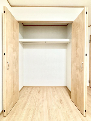 ���[�@�����Ղ�̎��[�X�y�[�X�ŉ��K�ɕ�点���� 