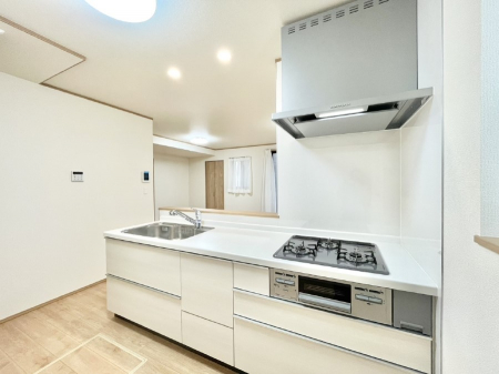 �L�b�`���@�J�E���^�[�z���Ɋy����������ׂ�B�����̂������������Ɣ��������Ȃ肻���ł��ˁB