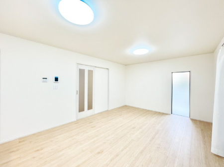 ���̑����ρ@�Ƒ������R�ƏW�܂�e���̃X�y�[�X�ɂȂ肻��