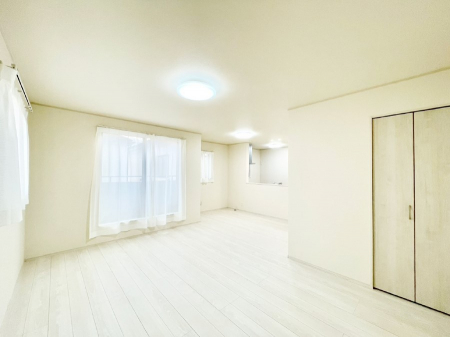 ���̑����ρ@�Ƒ������R�ƏW�܂�e���̃X�y�[�X�ɂȂ肻��