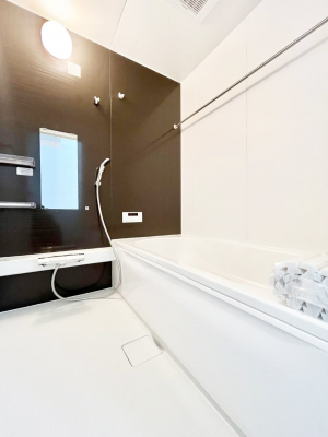 �����@����̔�������Ă���閾�邢�������̂���o�X���[��