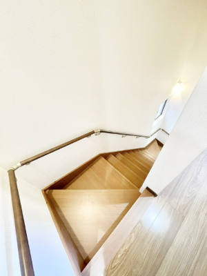 ���̑����ρ@�K�i�͎肷��t���Ȃ̂ŏ����Ȃ��q���܂₲����̕������S�ł�  