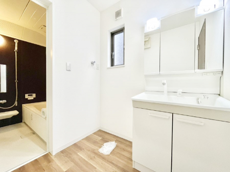 ���ʑ�E���ʏ��@������������ʉ��ώ��Œ��̐g�x�x�����K