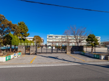 ���ӊ��@���w�Z 560m �O���s����쏬�w�Z