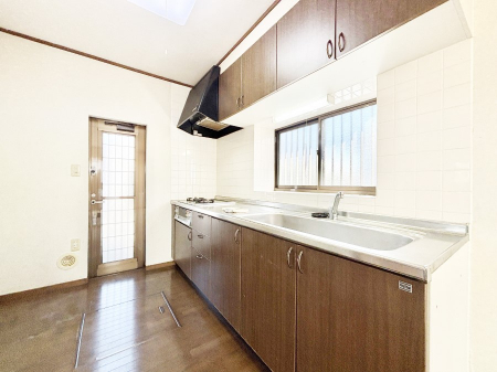 �L�b�`���@�����Ə�����̂��閾�邢�L�b�`��