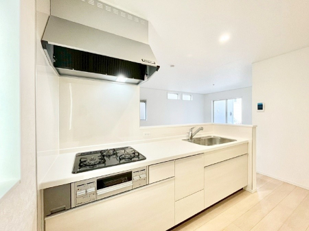 �L�b�`���@�J�E���^�[�z���ɂ��b�������Ȃ��疈���̂������������Ɗy����