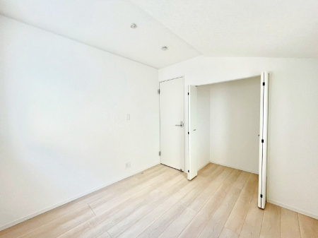 �q�������@���q���܂̂������Ƃ��Ă��I�ߗނ̐������ڂɕ֗��ȃN���[�[�b�g�t���̗m���B