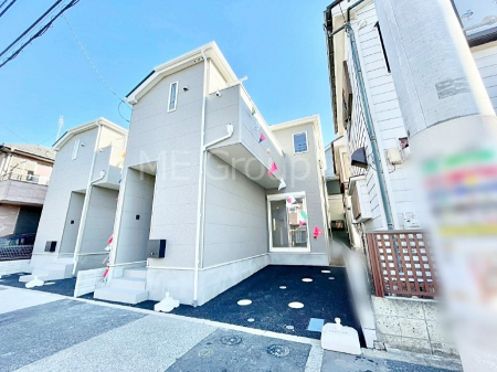 ���n�O�ώʐ^�@�������ꂽ�O�ρA�㎿�ȏZ��Ԃ��L���鎺���͉i�����S���ĉ߂�����Z���ł��B