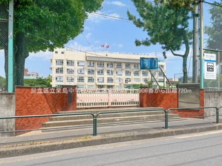 ���ӊ��@���w�Z 720m �����旧�I�����w�Z