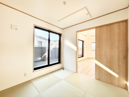 ���̑����ρ@���r���O�אڂ̘a���͖����̕�炵�ɖ����ƈ��炬�������炵�Ă���܂�    