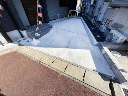 �@�����Ɍ������Ȃ����ԃX�y�[�X�B