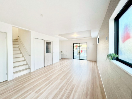 ���̑����ρ@�Ƒ������R�ƏW�܂�e���̃X�y�[�X�ɂȂ肻��