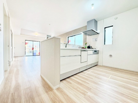 �L�b�`���@���������Ȃ��炲�Ƒ��Ƃ̉�b���y���߂�ΖʃJ�E���^�[�L�b�`��