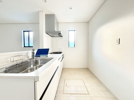 �L�b�`���@��Ƃ肠��L�b�`���ł͂��Ƒ��Ɗy�������������ł��܂��B