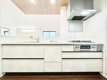 �L�b�`���@�������������I�ɁA�y�����I�V�X�e���L�b�`��