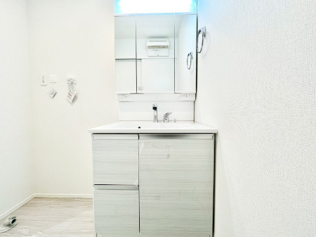 ���ʑ�E���ʏ��@���[�͂Ƌ@�\���ɗD�ꂽ���ʉ��ϑ�