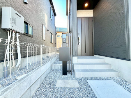 ���̑��@�V���v���f�U�C���̃|�X�g�B