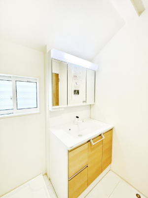 ���̑��@1���̎n�܂���S�n�悭�I�_�炩�Ȓ��̌����������鑋���������ʎ�