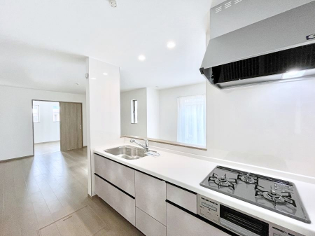 �L�b�`���@���������Ȃ��炲�Ƒ��Ƃ̉�b���y���߂�ΖʃJ�E���^�[�L�b�`��