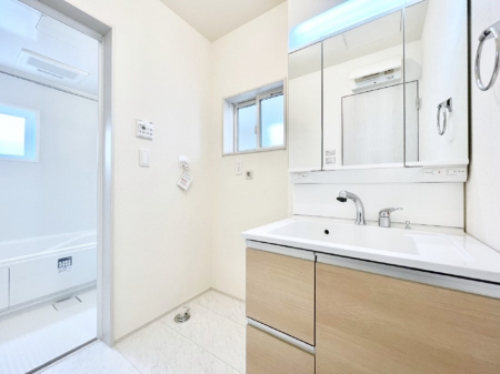 ���̑��@���������Ă���̂Ŏ��C�̑����ꏊ�ł����C���\���s���܂��B�����̐g�x�x���C�����ǂ��I