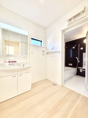 ���̑��@�������̂�����K��Ԃł��B�����̐g�x�x���C�����ǂ����g�������܂��B 